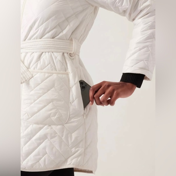 NWOT, Athleta Quilted w/ Belt "Mendocino Coat" in Magnolia White, Sz Medium TALL - Picture 6 of 14